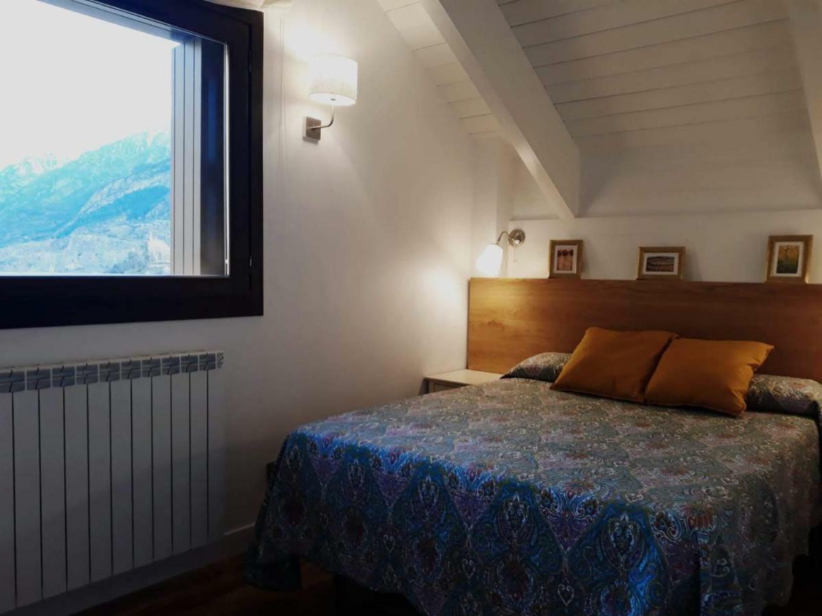 Pleta Del Mon Atico Lejlighed Benasque Eksteriør billede